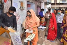 Auraiya News: राशन की चार दुकानों का नहीं हो सका आवंटन