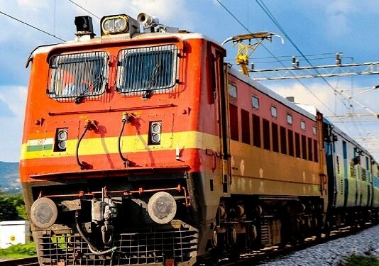 Auraiya News: 29 से दो अगस्त तक 90 मिनट देरी से चलेगी इंटरसिटी