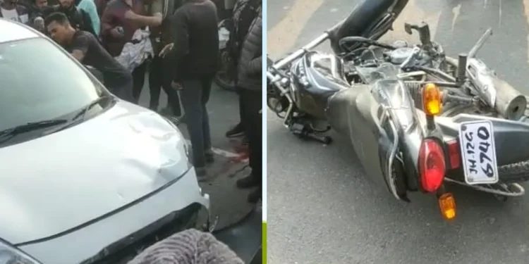 Auraiya News: स्कूली बच्चों को ले जा रहे कार चालक ने बाइक सवार को मारी टक्कर