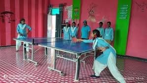 Auraiya News: खेल का मैदान न होने पर भी बच्चे ला रहे मेडल