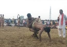 Auraiya News: किसान नगर के झींगुर पहलवान ने जीती कुश्ती